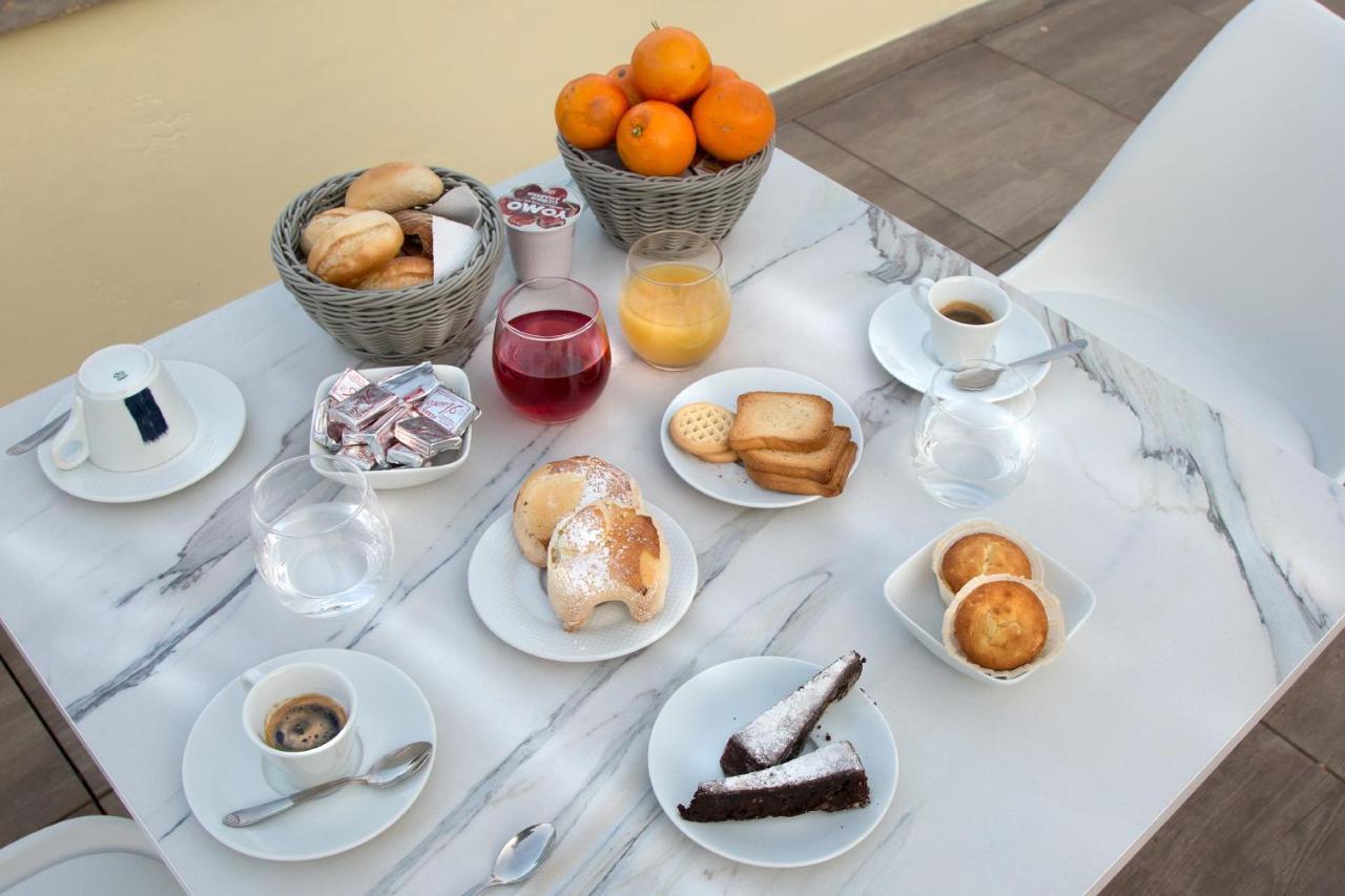 Palazzo Sant'Antonio Hotel Naples Luaran gambar